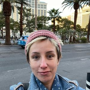 Meet your Posher, Alexandra